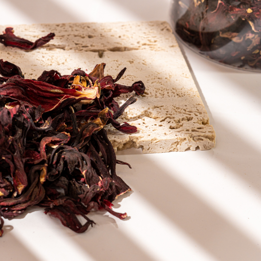 Hibiscus, bissap or karkade : benefits & recipe