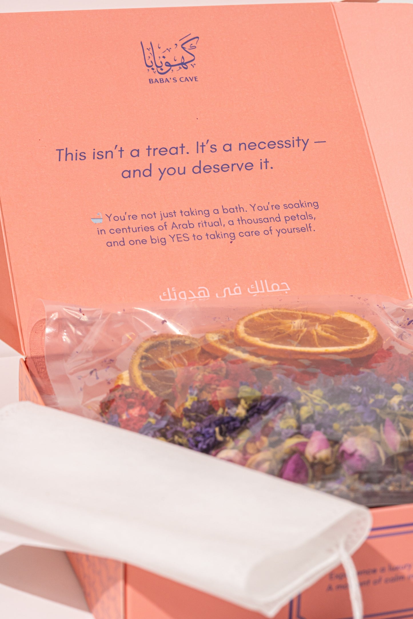 Cleopatra Bathtea Therapy