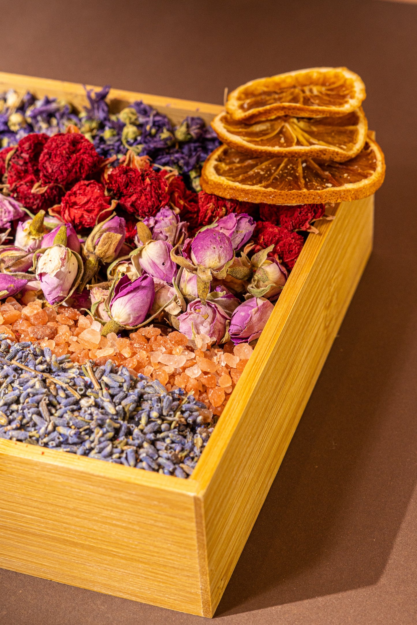 Cleopatra Bathtea Therapy